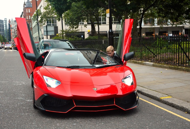 Lamborghini Aventador LP720-4 Roadster 50° Anniversario