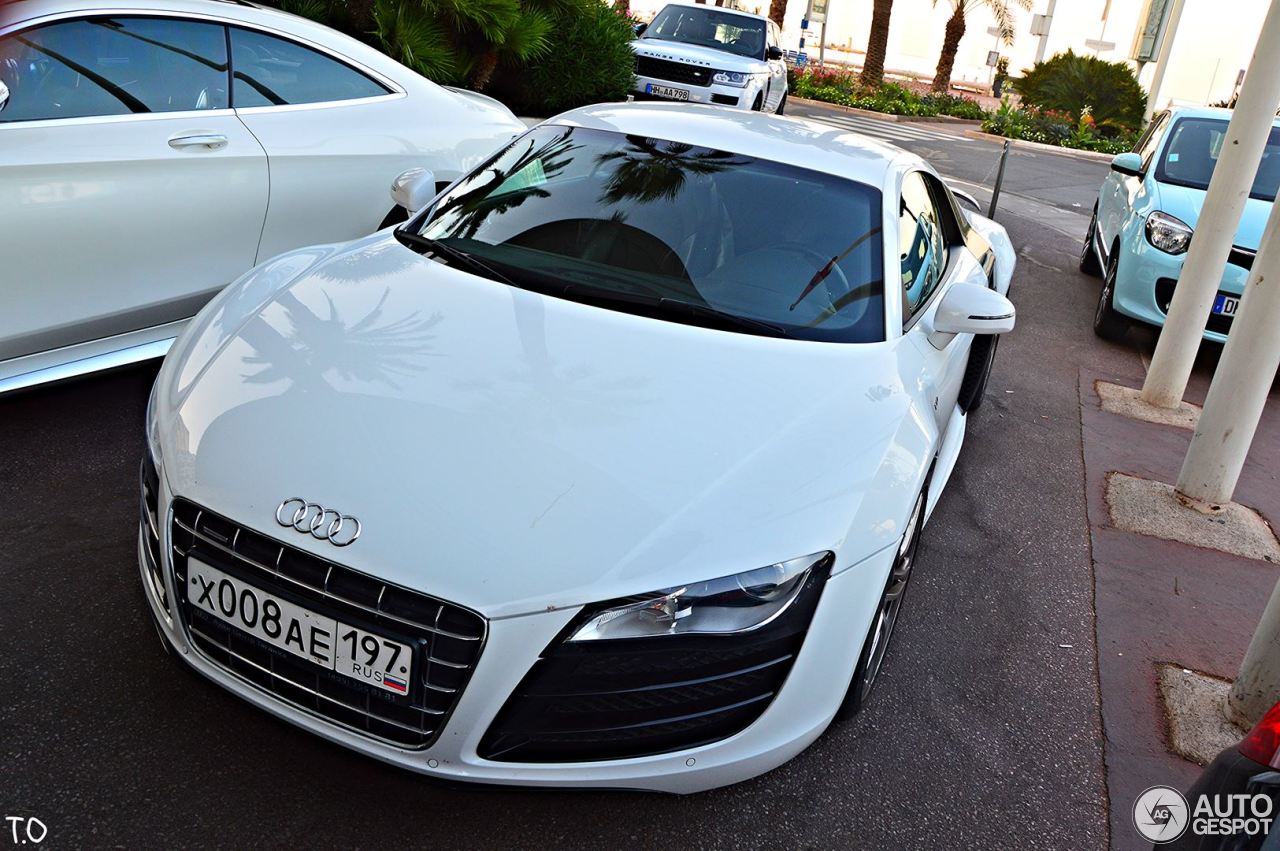 Audi R8 V10