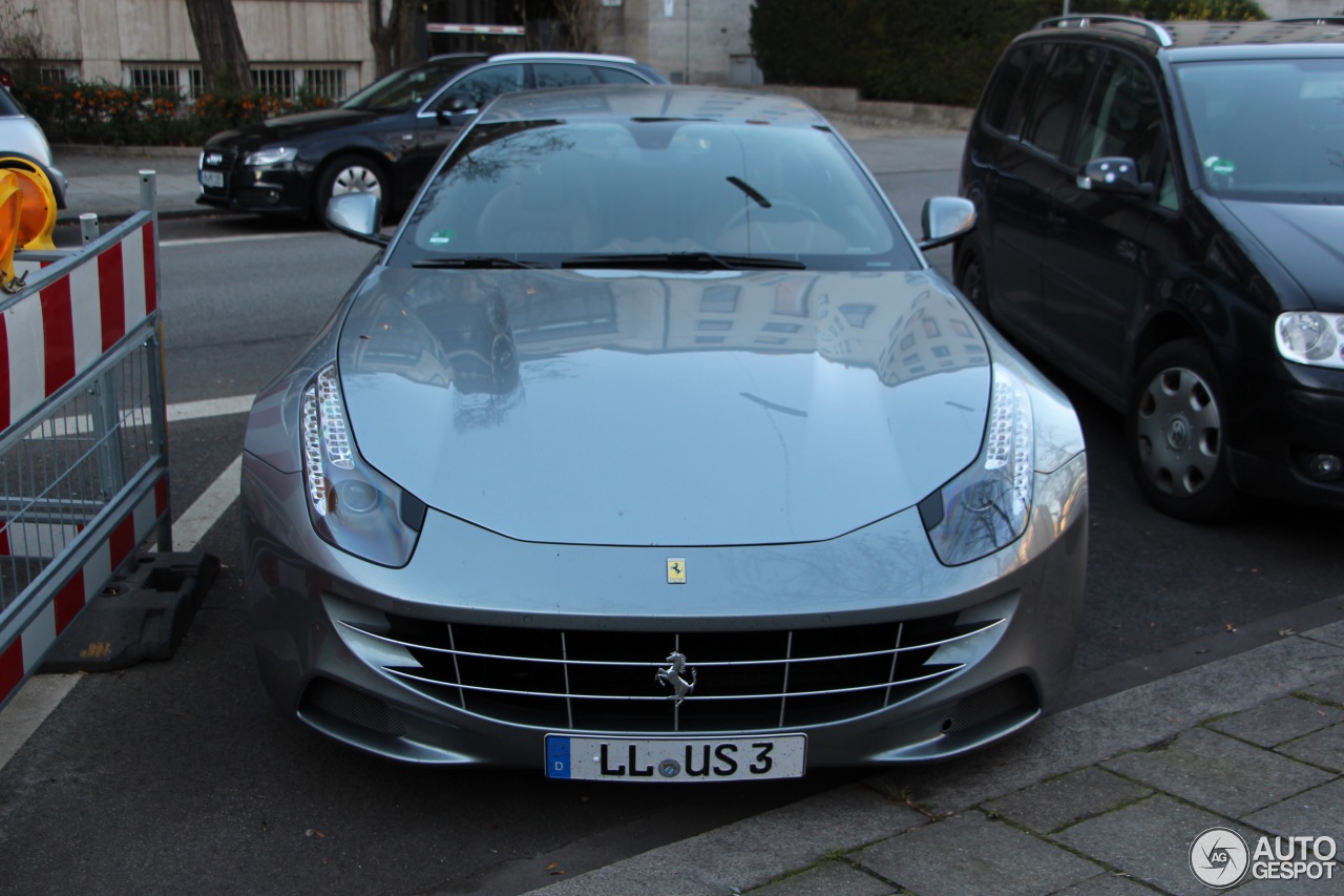 Ferrari FF