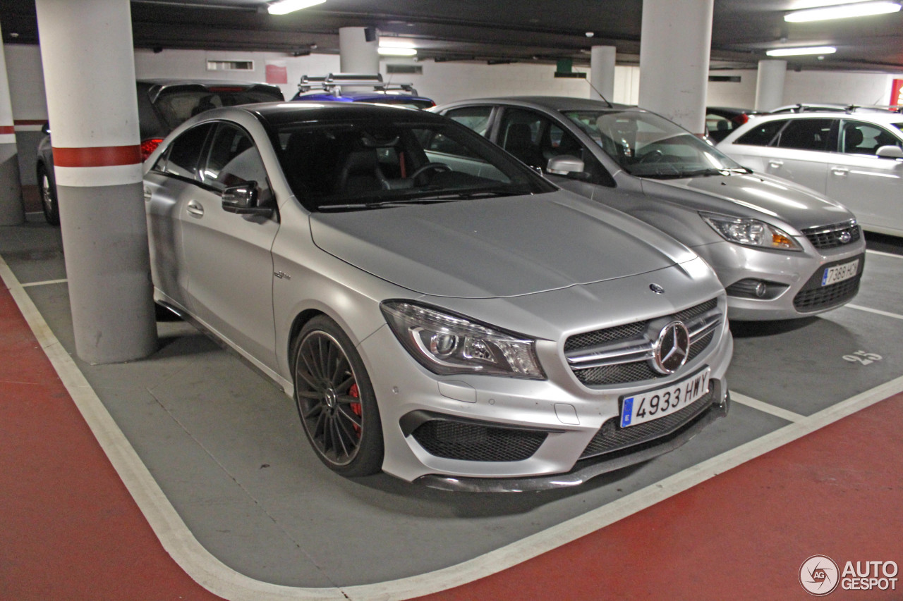 Mercedes-Benz CLA 45 AMG C117