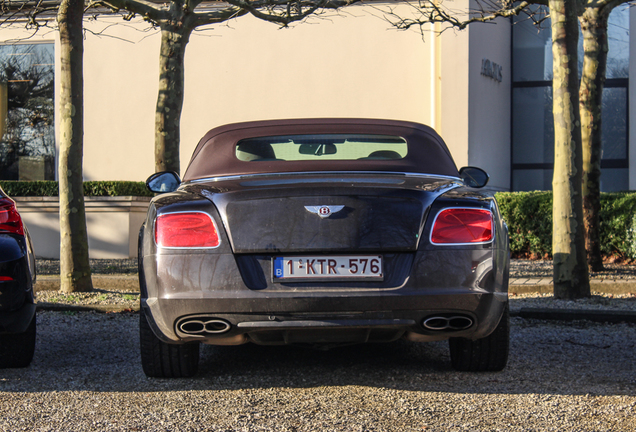 Bentley Continental GTC V8