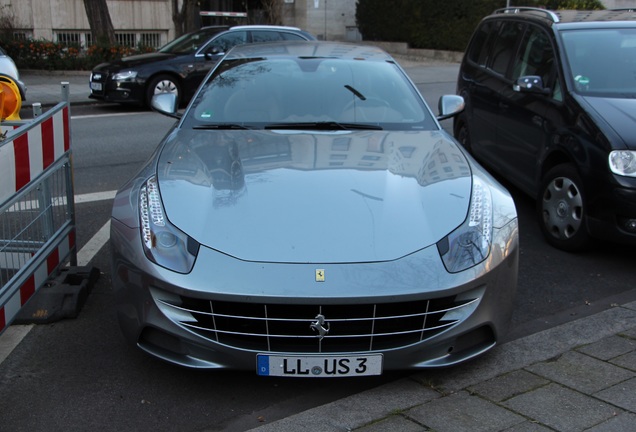 Ferrari FF