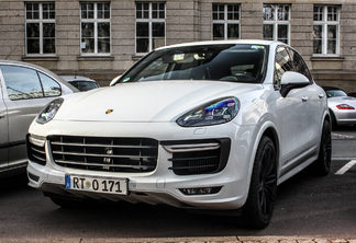 Porsche 958 Cayenne GTS MkII