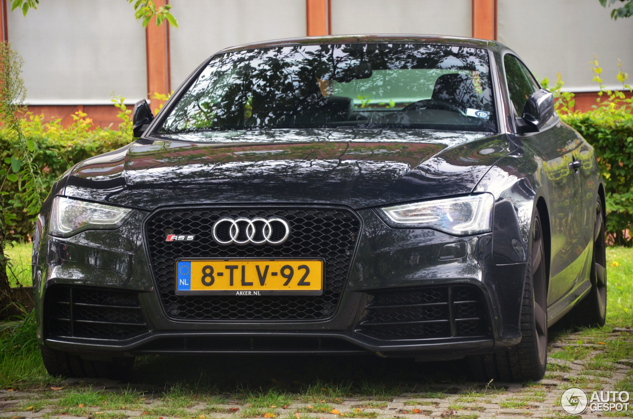 Audi RS5 B8 2012