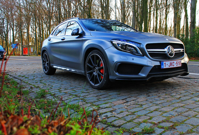 Mercedes-Benz GLA 45 AMG X156