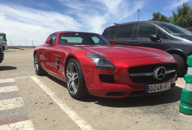 Mercedes-Benz SLS AMG