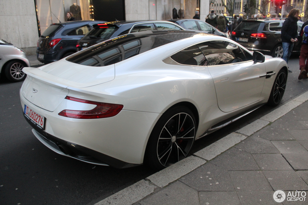 Aston Martin Vanquish 2013