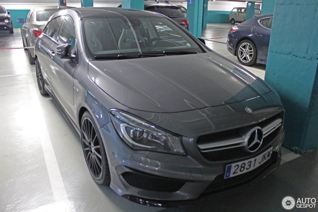 Mercedes-AMG CLA 45 Shooting Brake X117