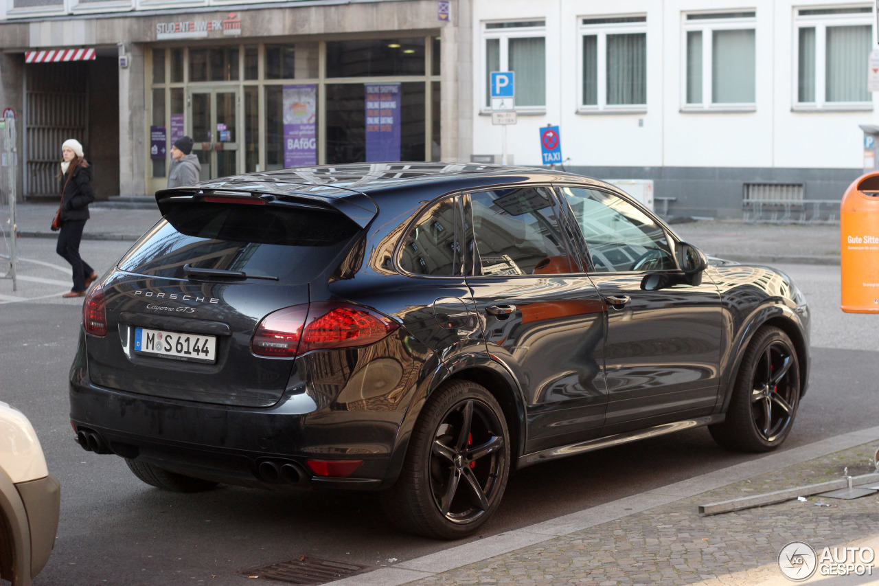 Porsche 958 Cayenne GTS