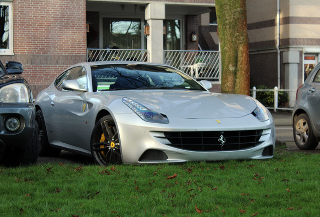 Ferrari FF