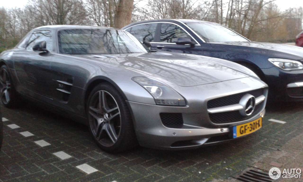 Mercedes-Benz SLS AMG