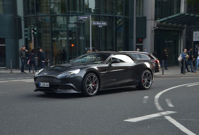 Aston Martin Vanquish Volante