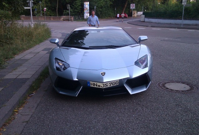 Lamborghini Aventador LP700-4 Roadster