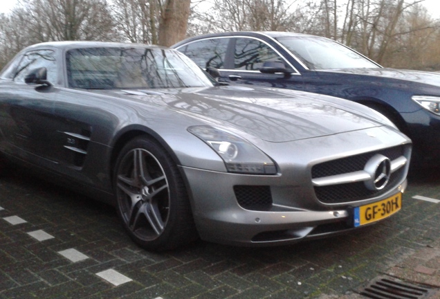 Mercedes-Benz SLS AMG