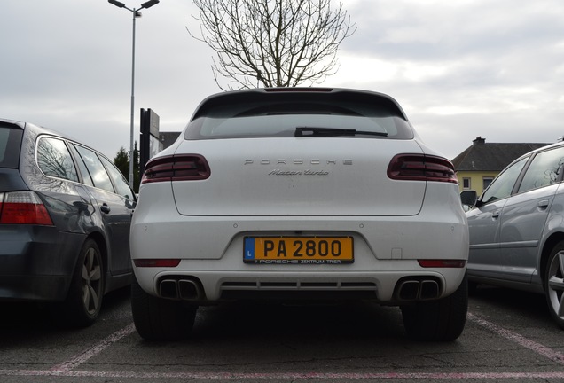 Porsche 95B Macan Turbo