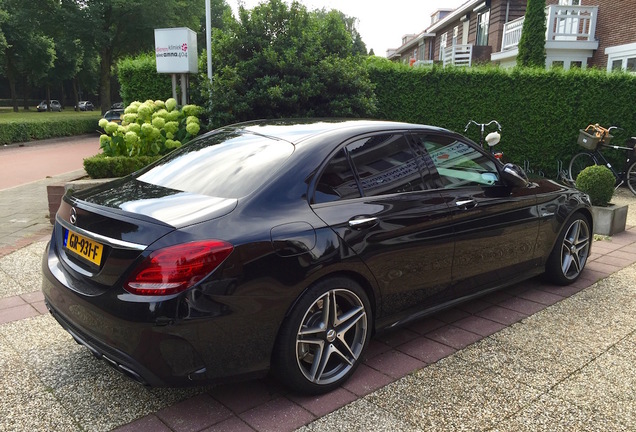 Mercedes-AMG C 63 W205