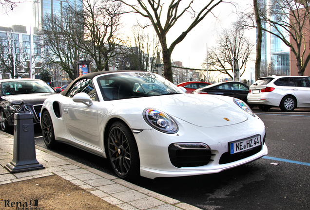 Porsche 991 Turbo S Cabriolet MkI