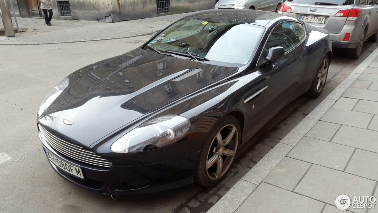 Aston Martin DB9