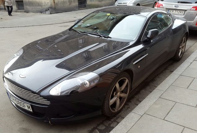 Aston Martin DB9