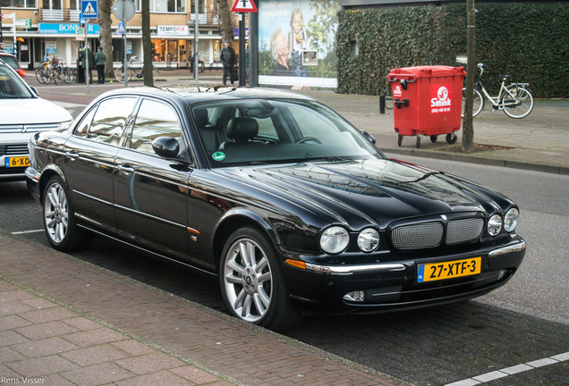 Jaguar XJR