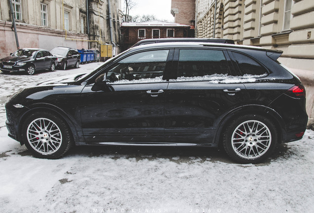 Porsche 958 Cayenne GTS