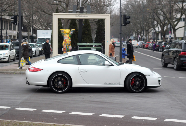 Porsche 997 Carrera 4 GTS