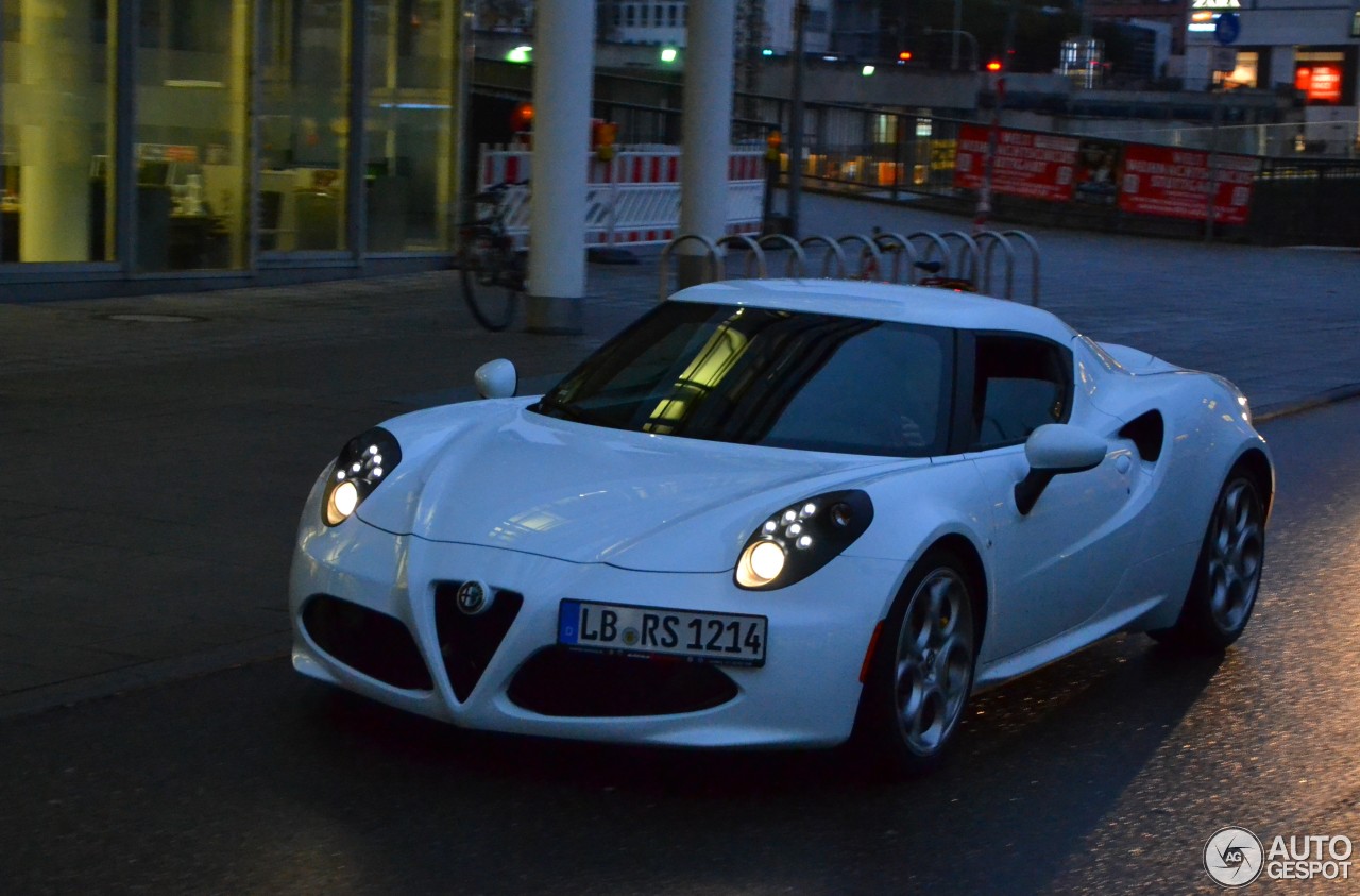 Alfa Romeo 4C Coupé