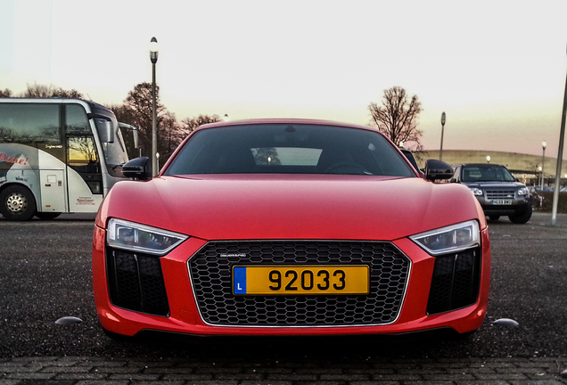 Audi R8 V10 Plus 2015