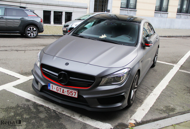 Mercedes-Benz CLA 45 AMG C117