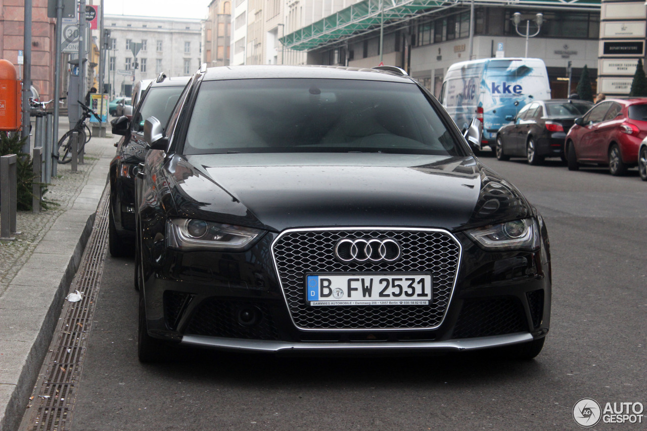 Audi RS4 Avant B8