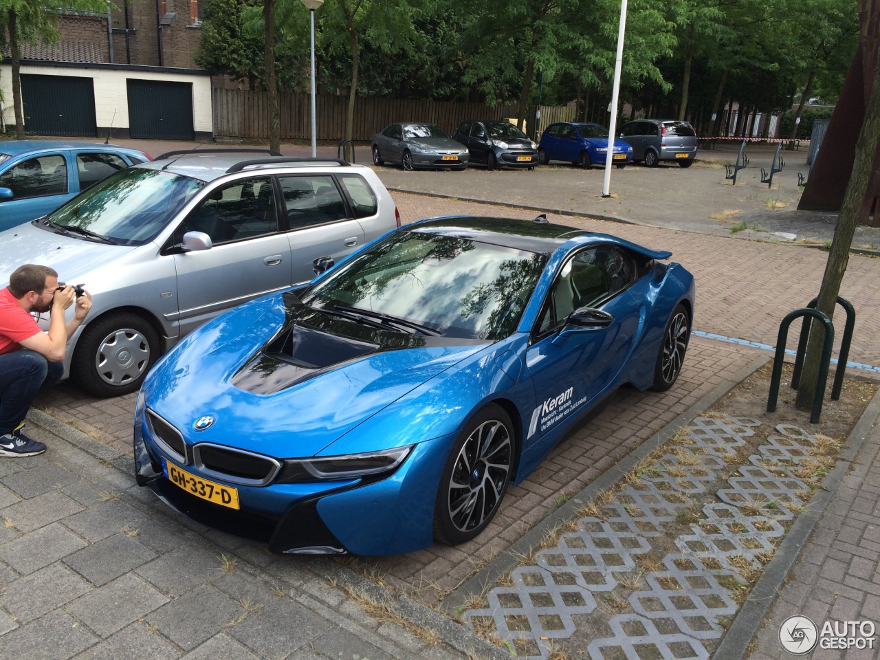 BMW i8