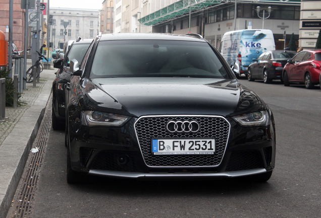 Audi RS4 Avant B8