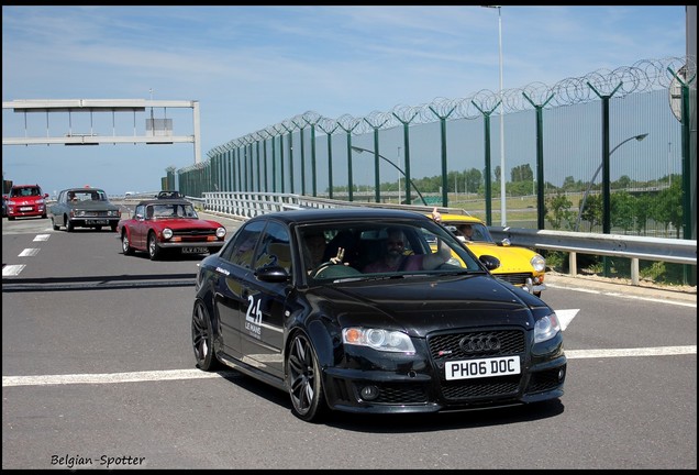 Audi RS4 Sedan