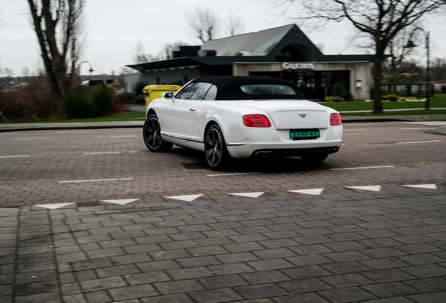 Bentley Continental GTC V8