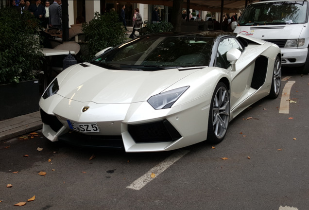 Lamborghini Aventador LP700-4 Roadster