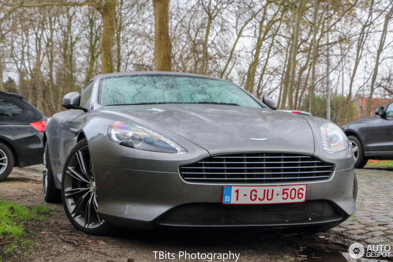 Aston Martin Virage 2011