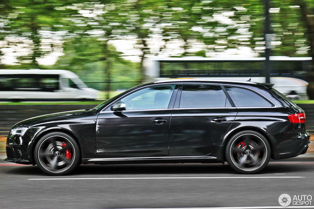 Audi RS4 Avant B8