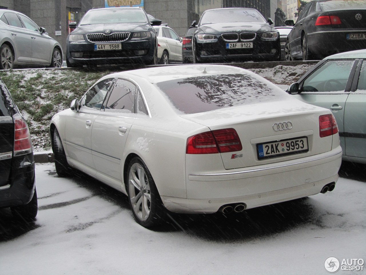 Audi S8 D3