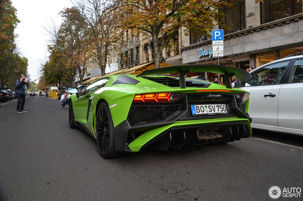 Lamborghini Aventador LP750-4 SuperVeloce