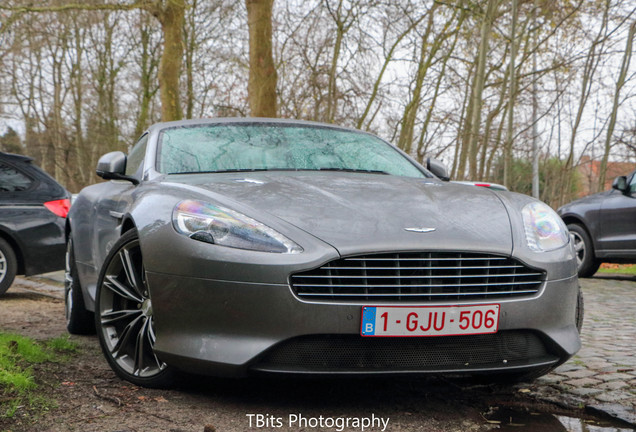 Aston Martin Virage 2011