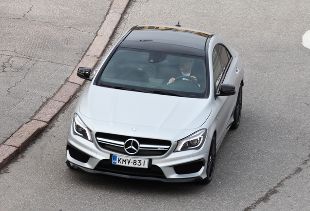 Mercedes-Benz CLA 45 AMG C117