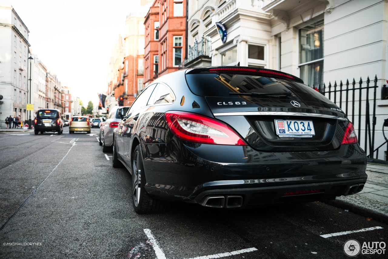 Mercedes-Benz CLS 63 AMG X218 Shooting Brake