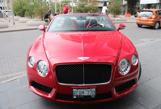 Bentley Continental GTC V8