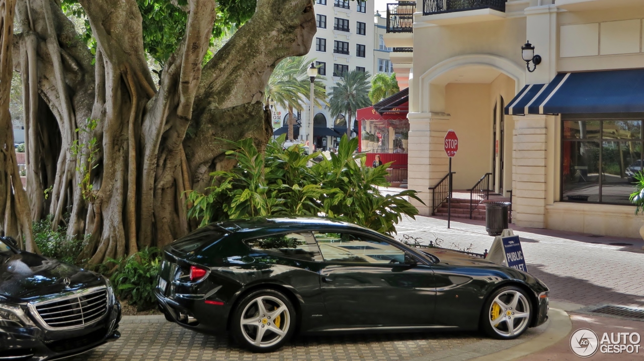 Ferrari FF