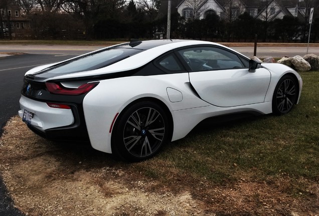 BMW i8