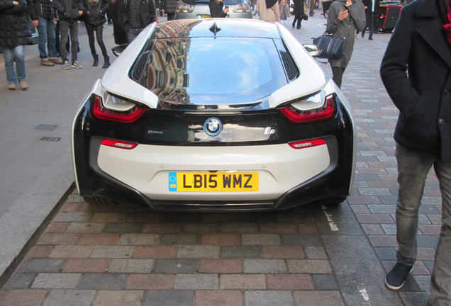 BMW i8