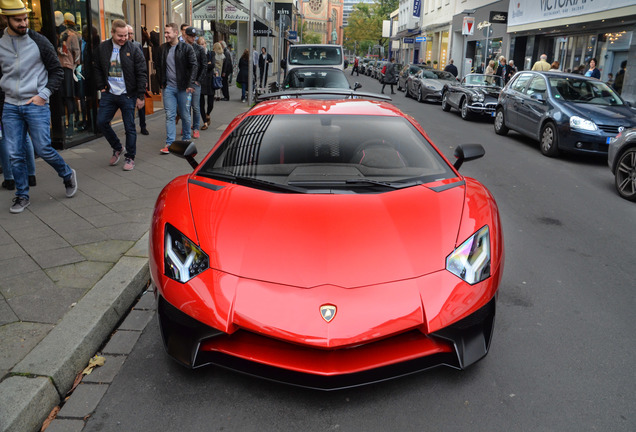 Lamborghini Aventador LP750-4 SuperVeloce