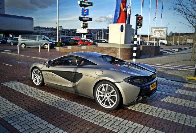 McLaren 570S