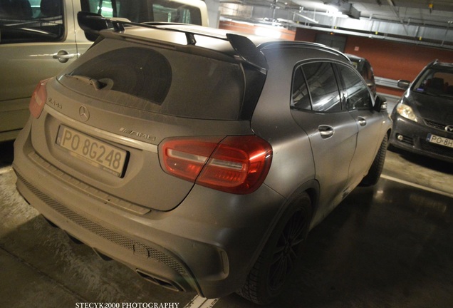 Mercedes-Benz GLA 45 AMG X156