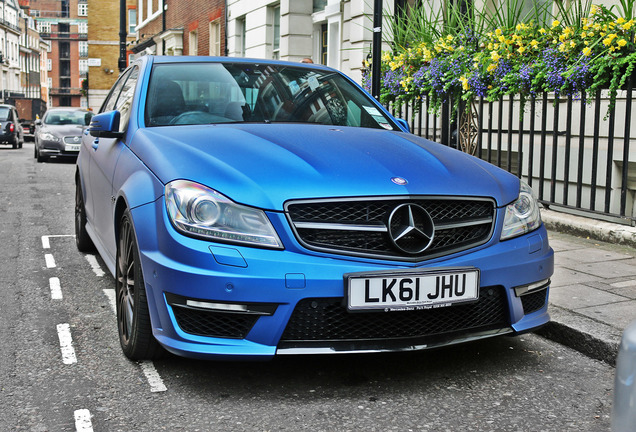 Mercedes-Benz C 63 AMG Edition 125